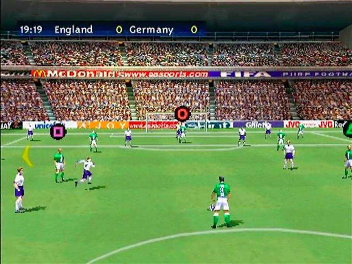 FIFA 2000: Major League Soccer ISO - PS1 screenshot 8