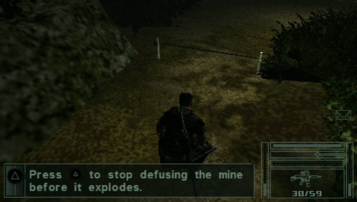 Tom Clancy's Splinter Cell: Essentials ISO - PSP screenshot 7